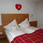 Alpenferienwohnung Strickner Appartement *