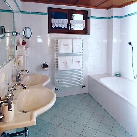 Alpenferienwohnung Strickner Apartamento Neustift im Stubaital