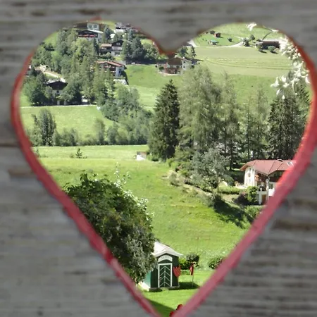 Daire Alpenferienwohnung Strickner *