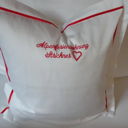 Alpenferienwohnung Strickner * Нойштифт-им-Штубайталь