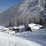 شقة Alpenferienwohnung Strickner *